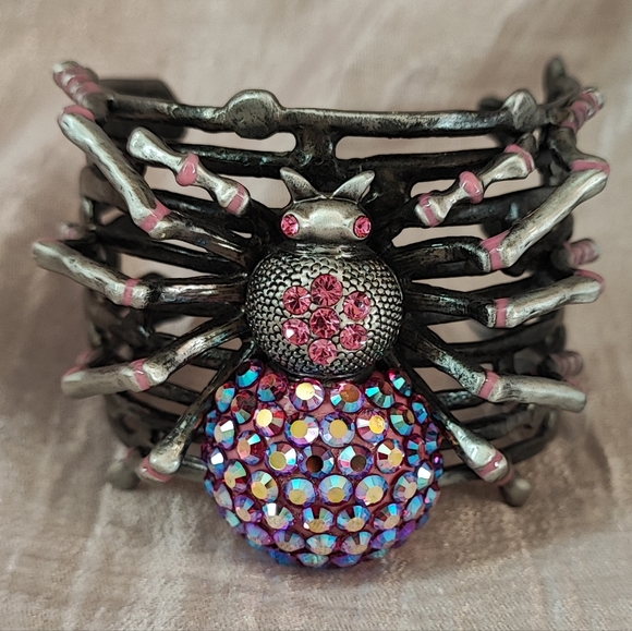 Swarovski Elements Fuchsia AB Purple Eyes Crystal Halloween Jewelry Bracelet NEW - Picture 3 of 7